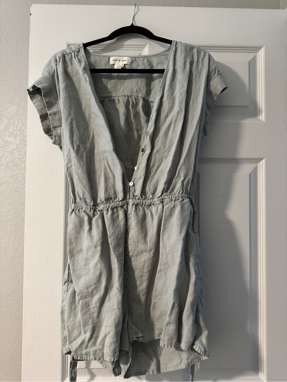 cloth & stone Sage Green Button-Front Romper